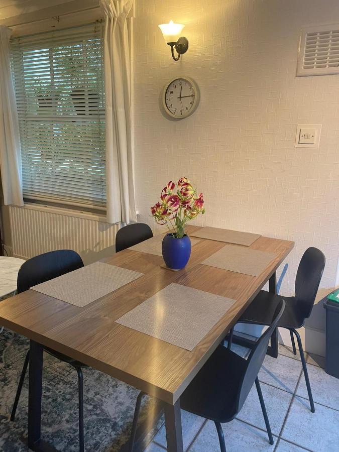 Inviting You To Your Home From Home 10 Minutes From Stratford Westfield Londyn Zewnętrze zdjęcie